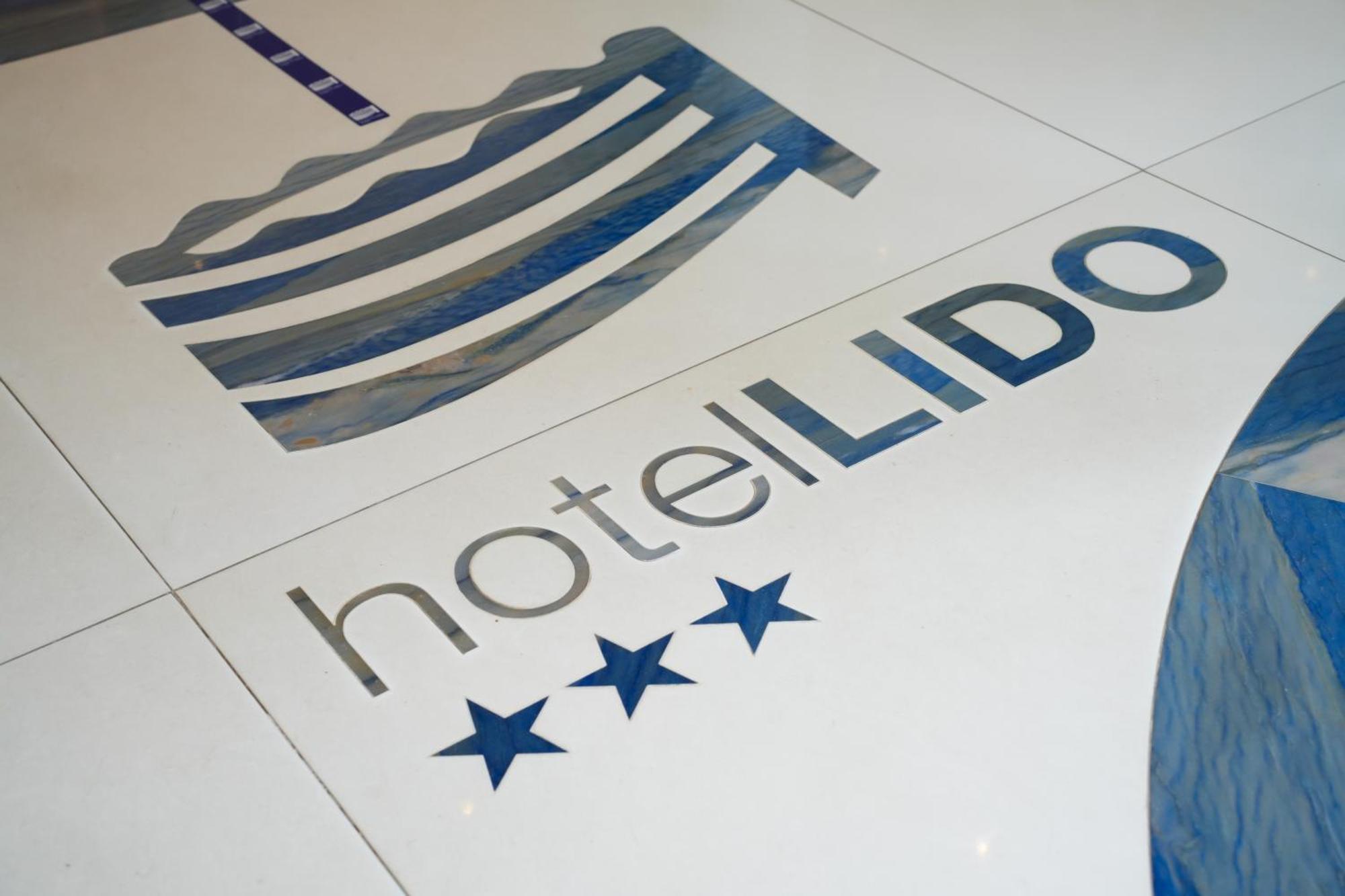 Hotel Lido Алба Адриатика Екстериор снимка