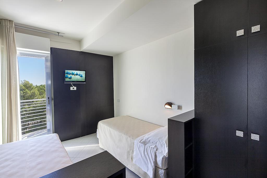 Hotel Lido Алба Адриатика Стая снимка