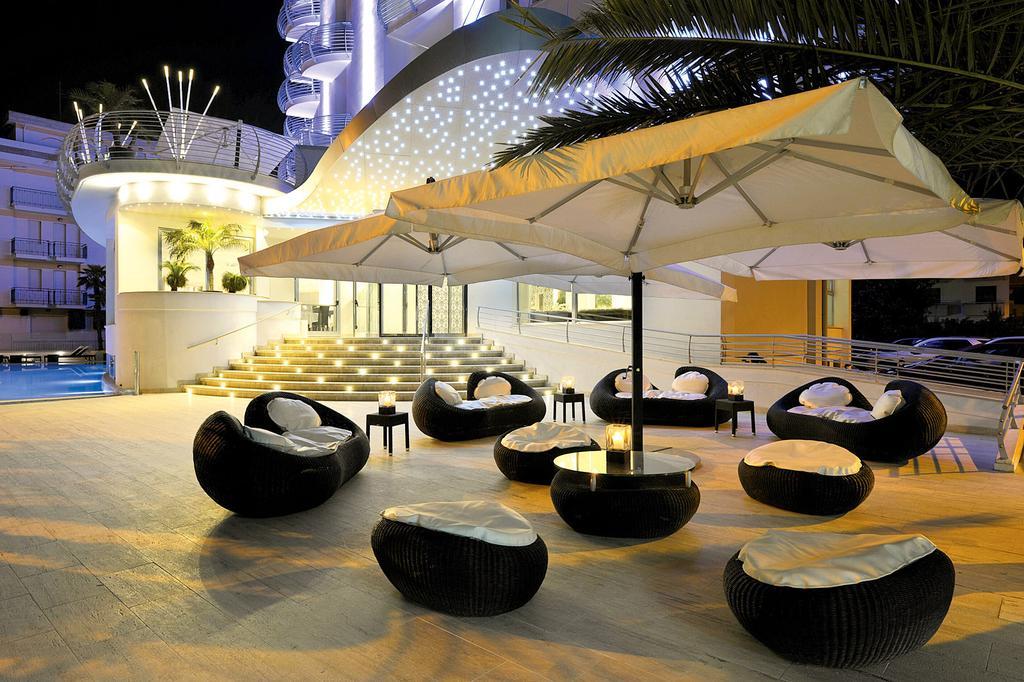 Hotel Lido Алба Адриатика Екстериор снимка