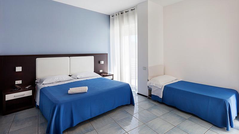 Hotel Lido Алба Адриатика Екстериор снимка